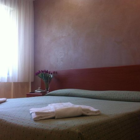 Hotel Europa Термоли Экстерьер фото