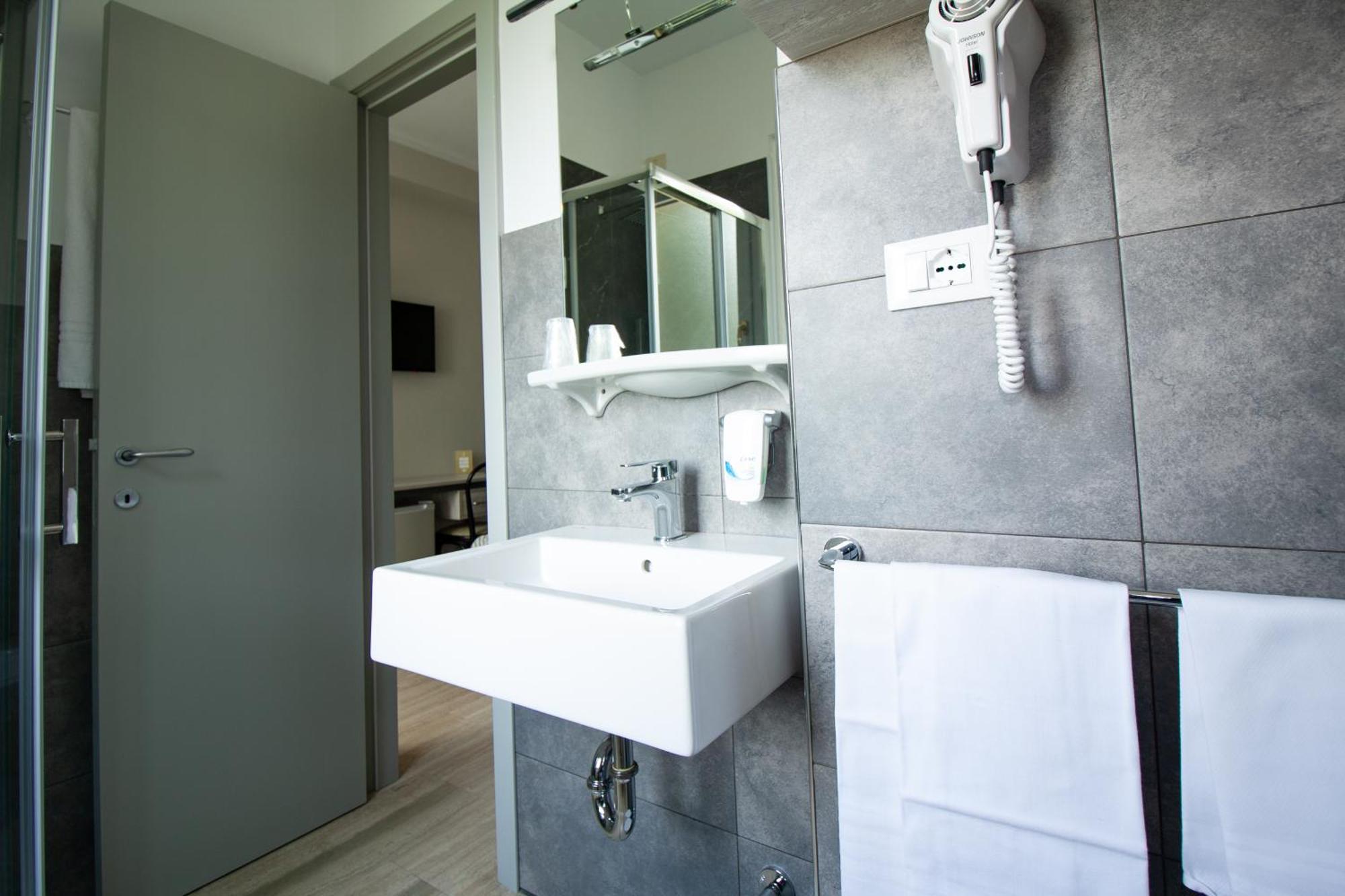 Hotel Europa Термоли Экстерьер фото