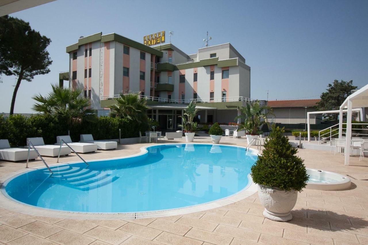 Hotel Europa Термоли Экстерьер фото