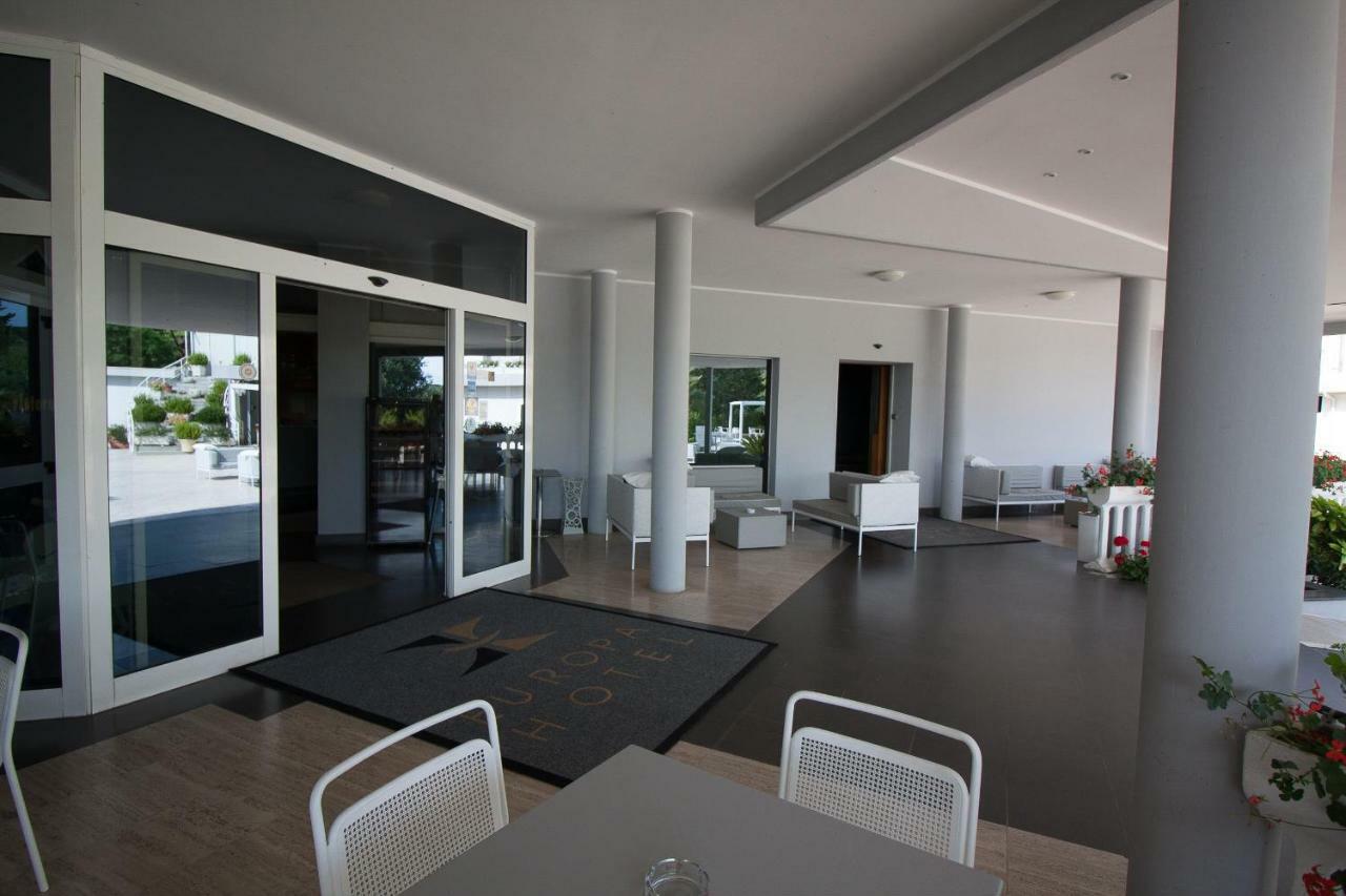 Hotel Europa Термоли Экстерьер фото